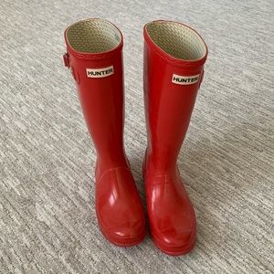 BARELY WORN Red Hunter Rain Boots